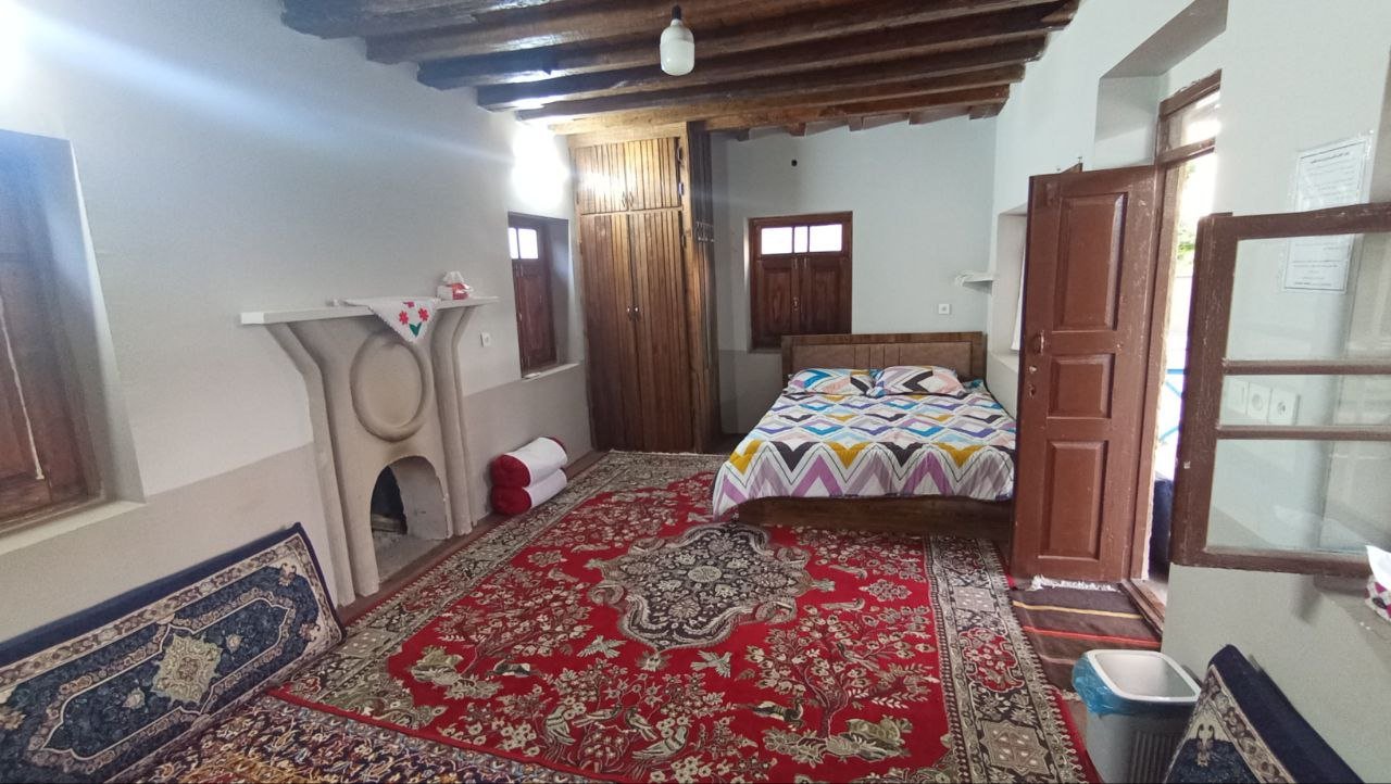 بوم گردی ماه‌ صنم - واحد ۲