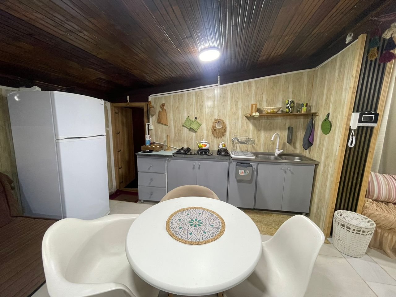 یک خوابه روستایی کامیلا واحد ترمس