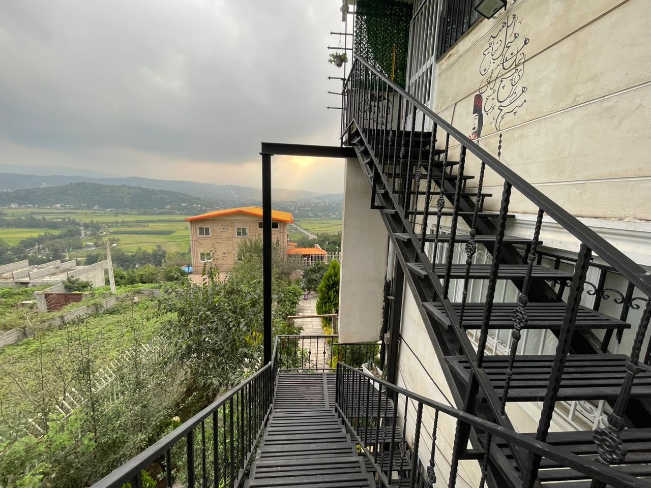 آپارتمان یک خوابه جنگلی جکوزی دار کامیلا واحد ژینوس