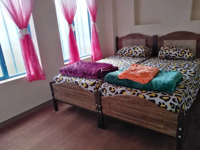 بوم گردی قائم - واحد 8