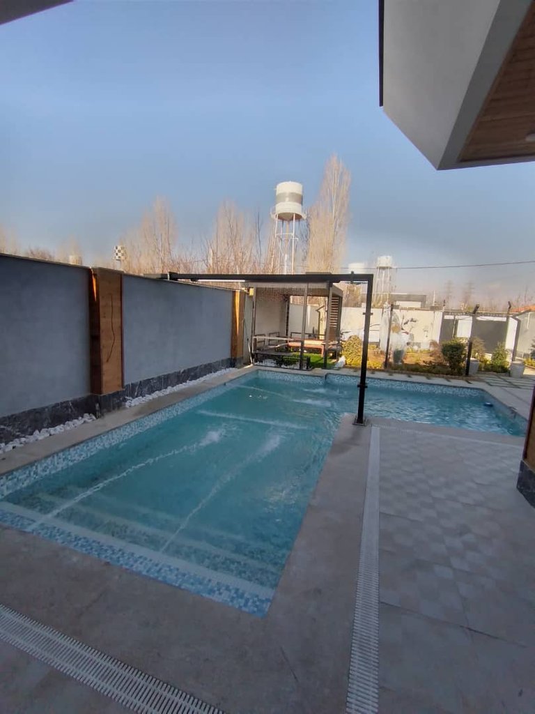 ویلا سه خوابه استخردار آبگرم رز ۱