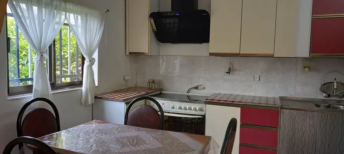 ویلا دوخوابه دوبلکس بهاران ۴ - آشپزخانه