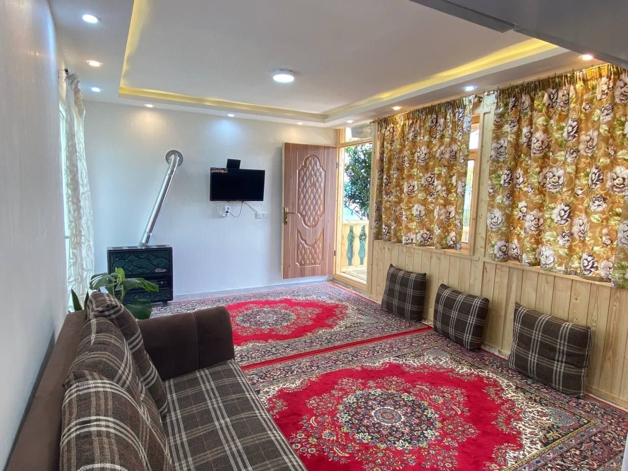 یک خوابه بهشتِ طلوع