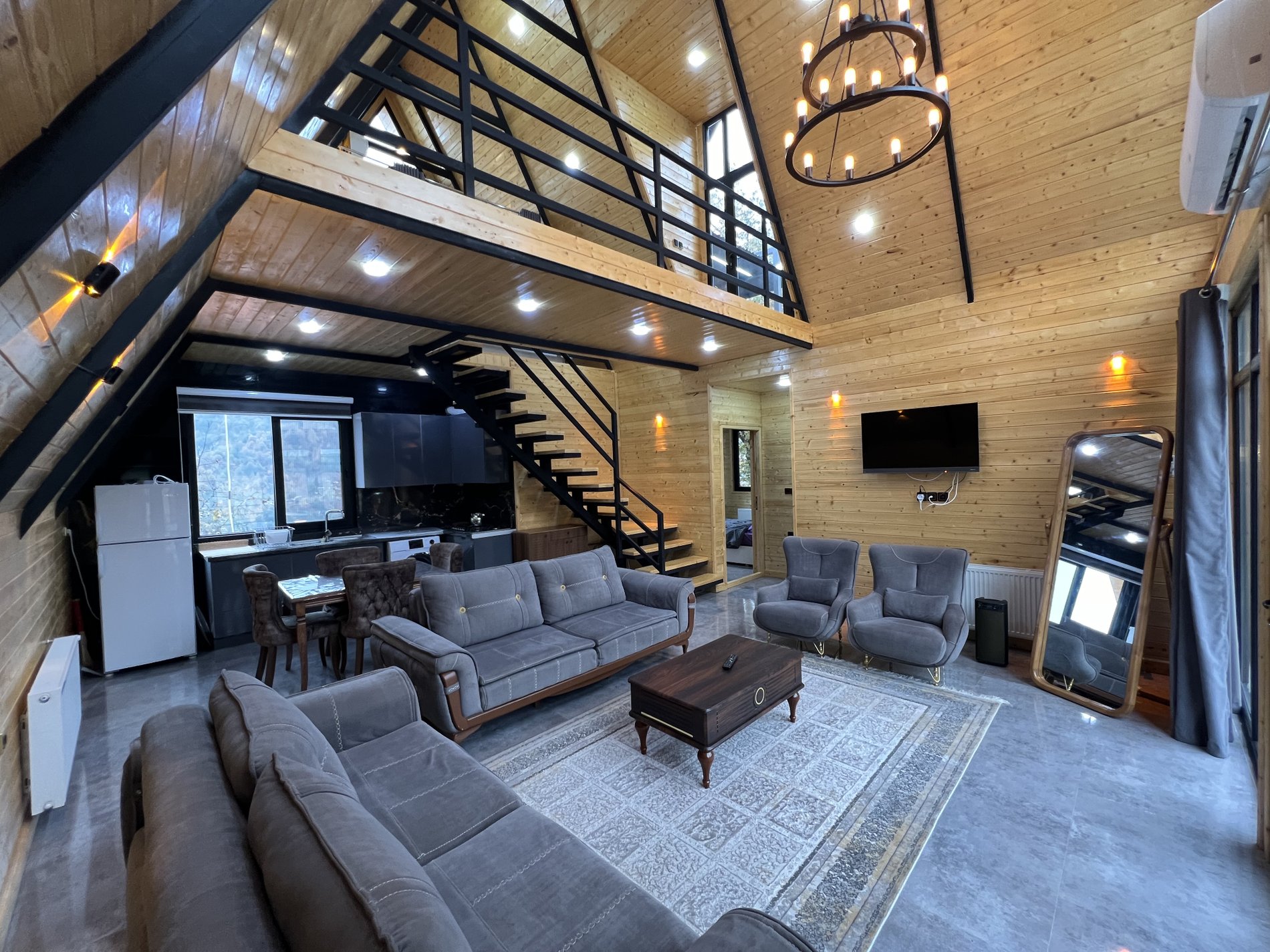 سه خوابه سوئدی دوبلکس جکوزی دار تاسکوه