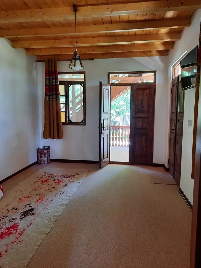 بوم گردی مروارید - واحد زرین گل