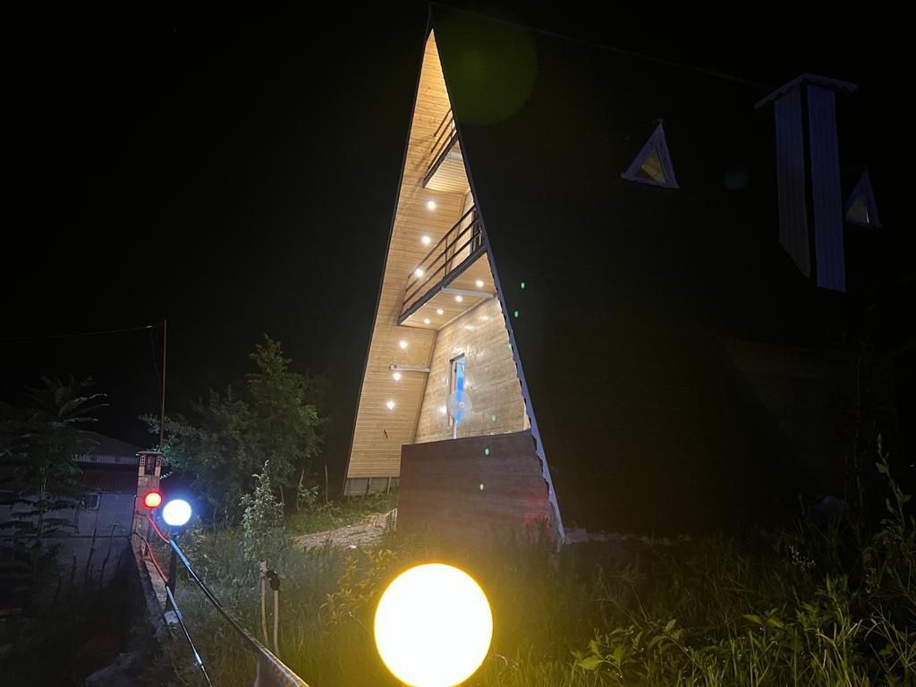 دوخوابه نیلاش