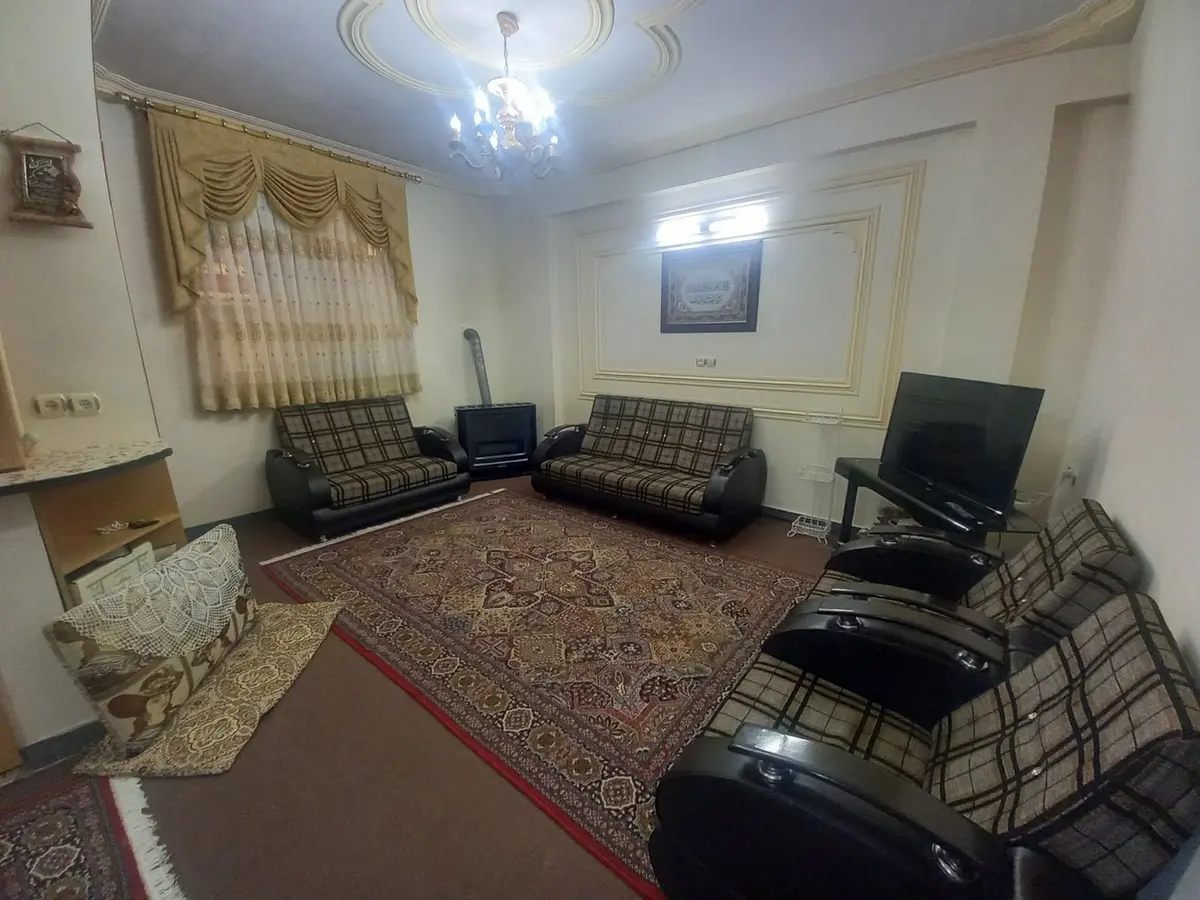 یک خوابه بهار 15 - پذیرایی