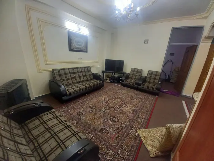 یک خوابه بهار 15 - پذیرایی