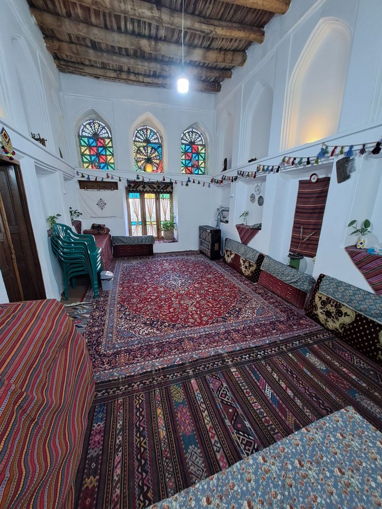 اقامتگاه سنتی اقامتگاه سنتی کژین - کژین - واحد شاه نشین