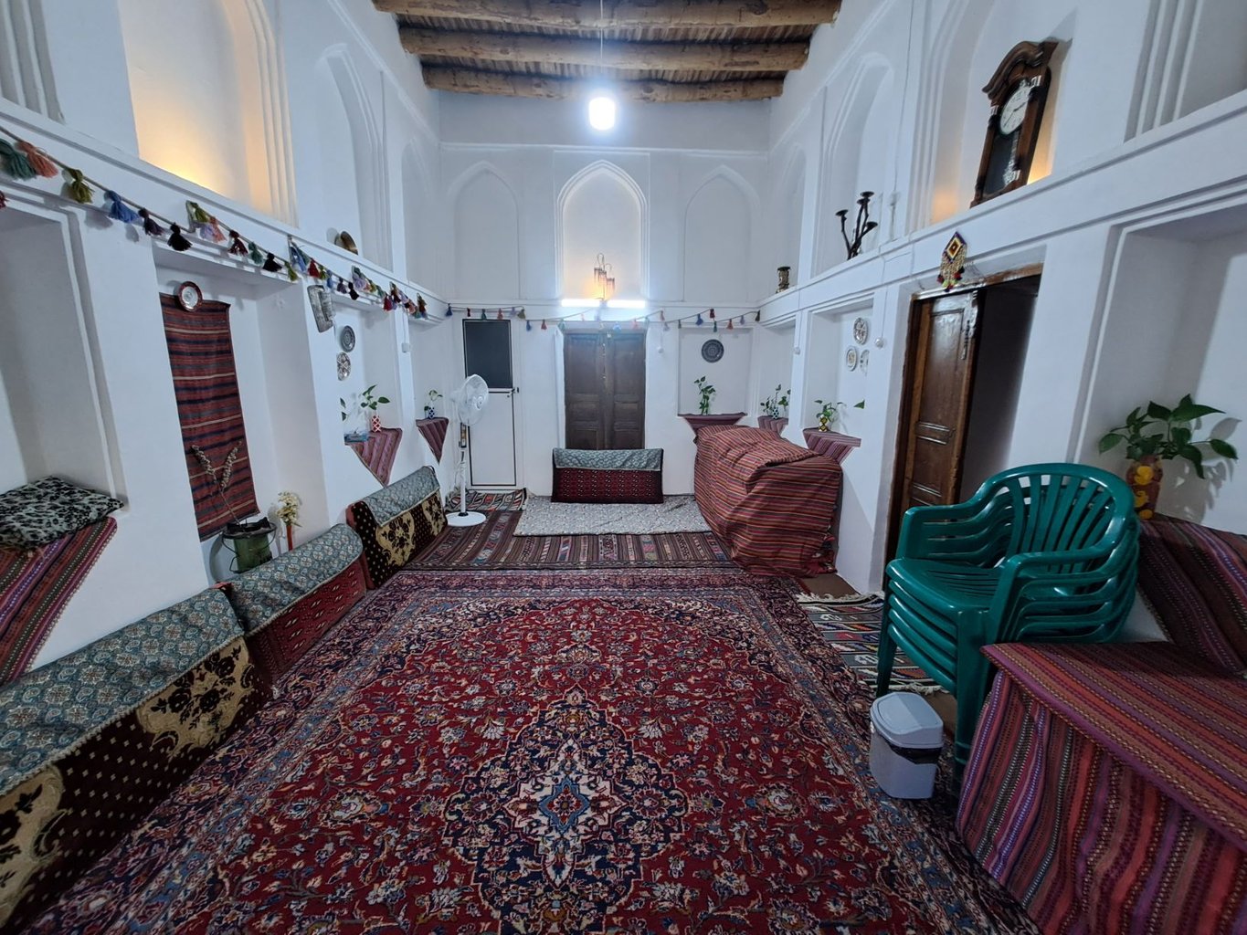 اقامتگاه سنتی اقامتگاه سنتی کژین - کژین - واحد شاه نشین