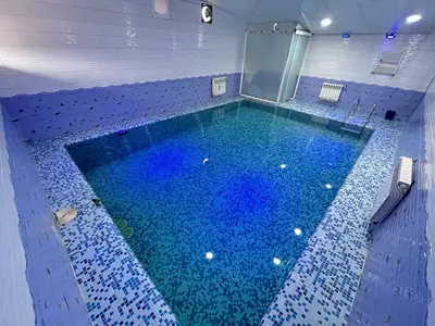 ویلا دوخوابه استخردار آبگرم سفید تمشک 30