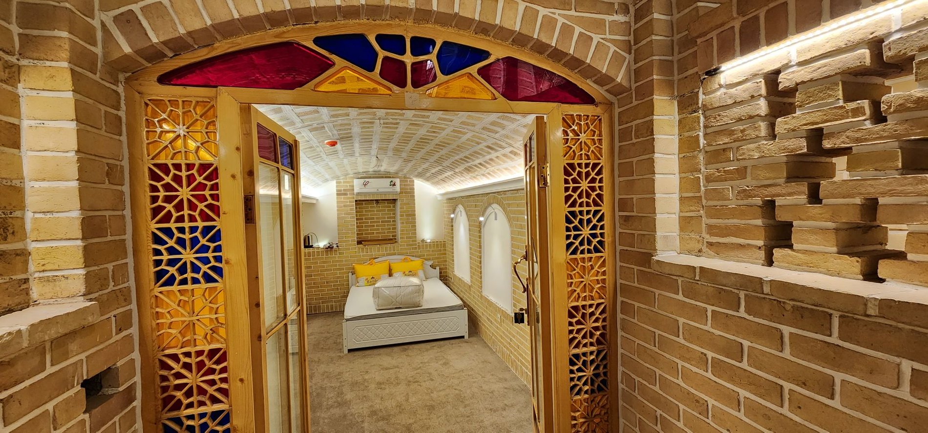 فرهنگ - واحد ارغوان