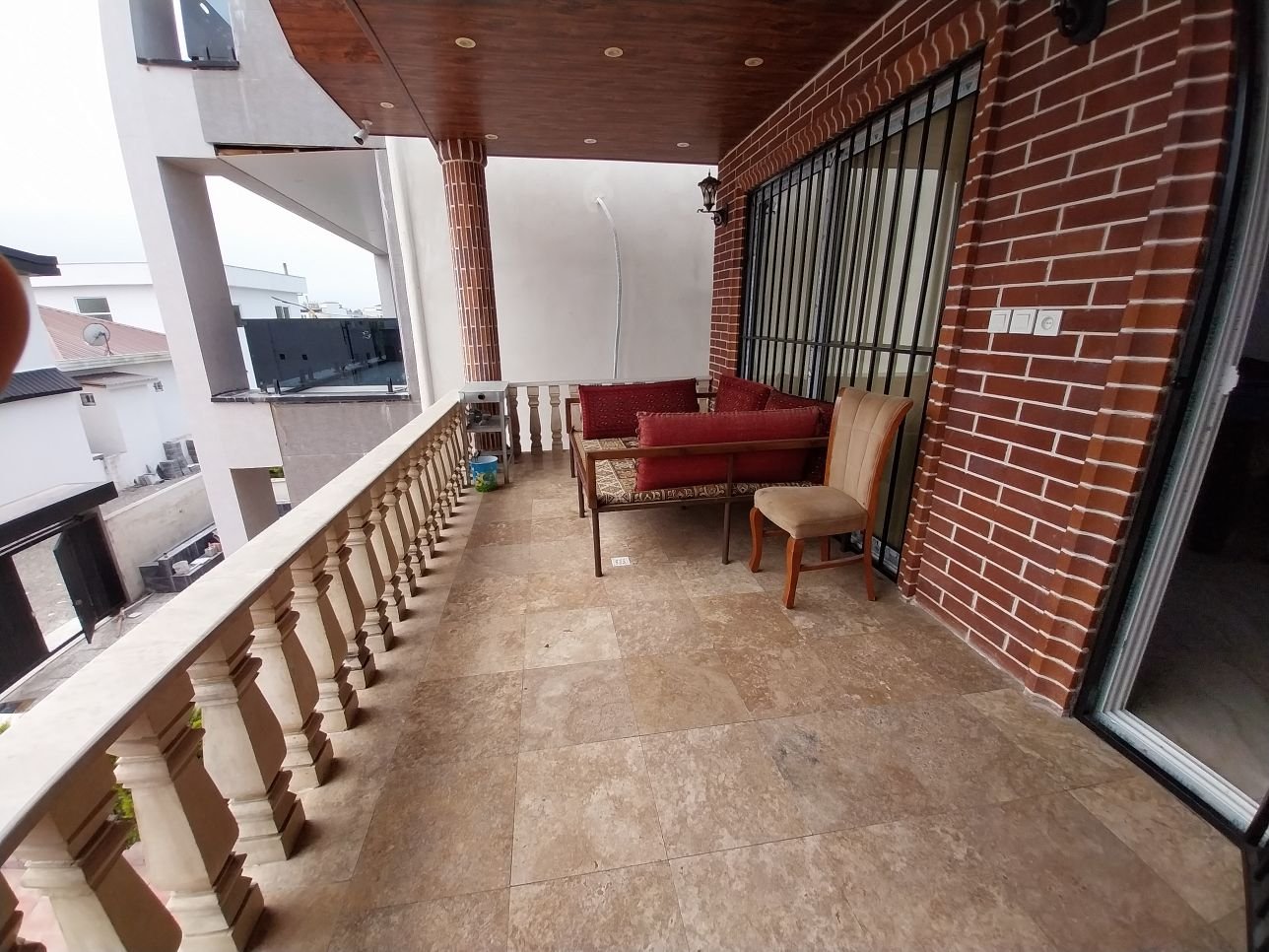 ویلا سه خوابه استخردار چهارفصل پارسیان