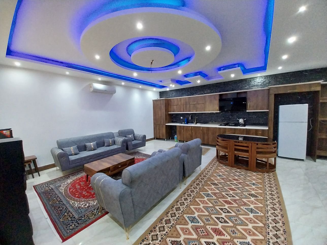 ویلا سه خوابه استخردار چهارفصل پارسیان