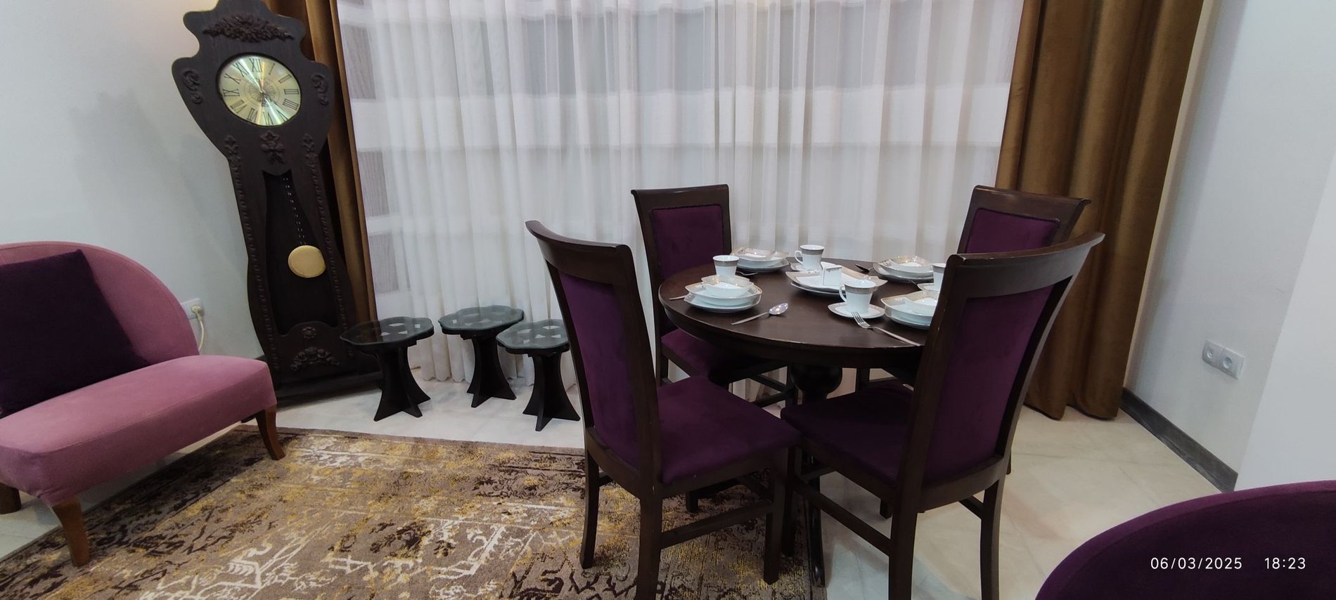 دوخوابه مهرگان صدرا