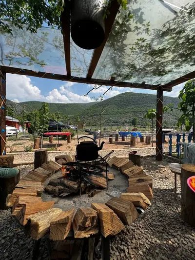 بومگردی یک خوابه دوبلکس پالونیا واحد آلاله