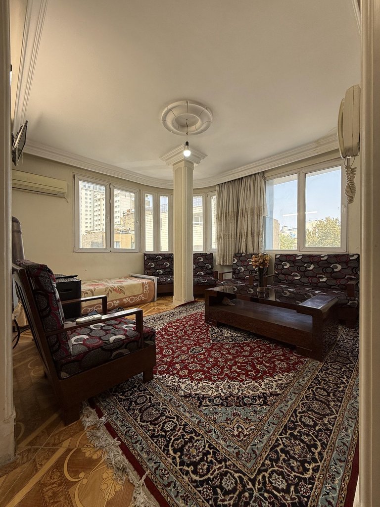 آپارتمان یک خوابه فخیم واحد 301