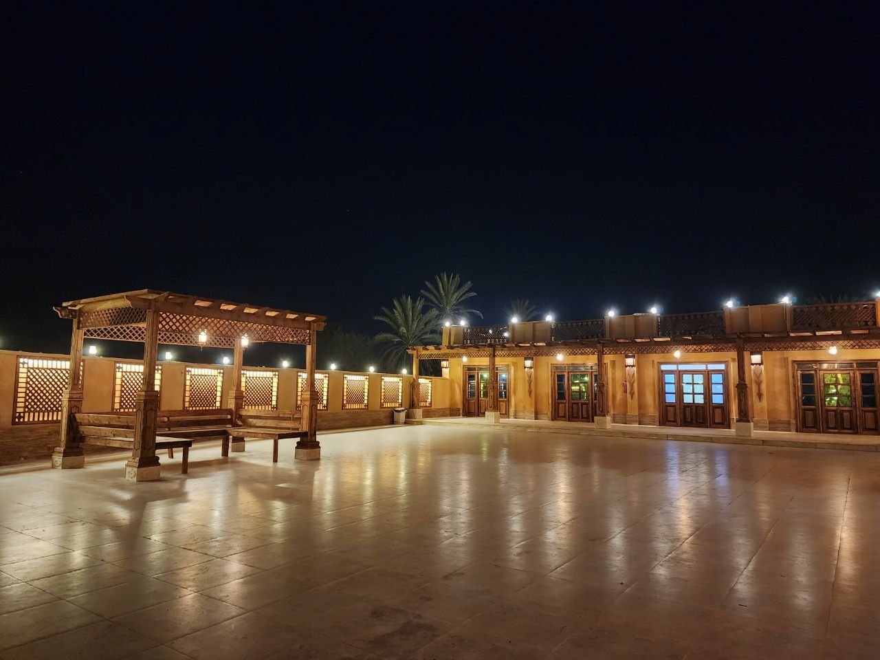 بوم گردی عمارت خلفان - واحد VIP