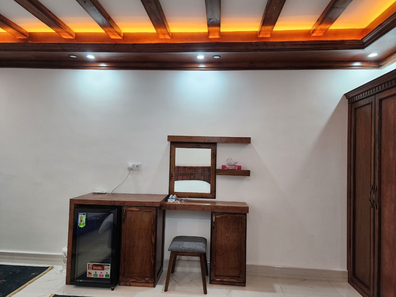 عمارت خلفان - واحد 4 تخته اکونومی