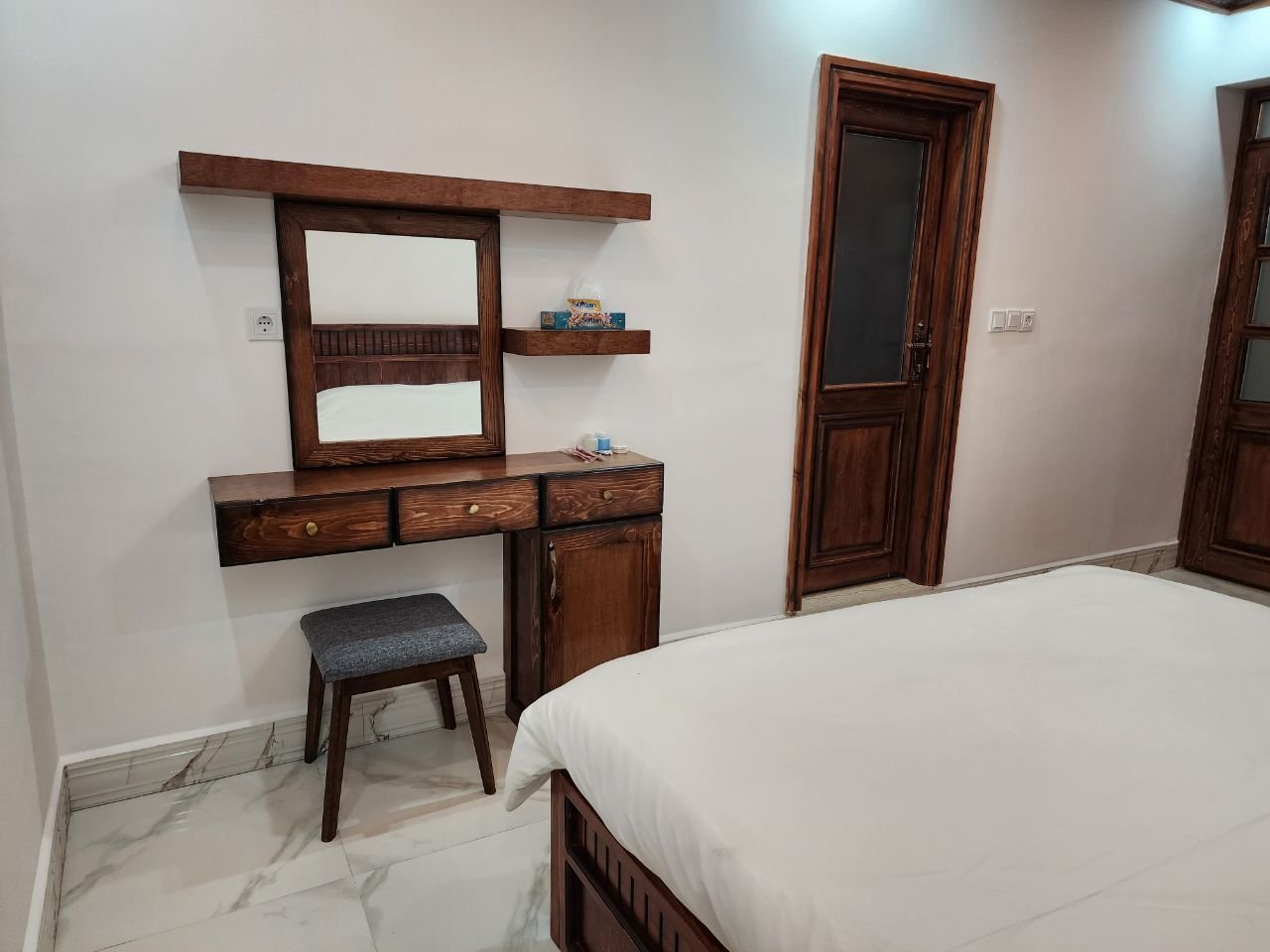 خلفان - واحد 1 تخته دابل اکونومی