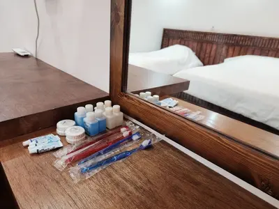 بومگردی عمارت خلفان - واحد 4 تخته اکونومی