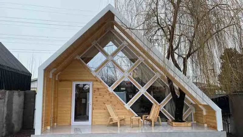 کلبه یک خوابه سوئیسی نیلا 1 - انتخاب عنوان تصویر