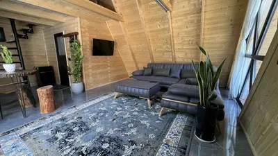 کلبه یک خوابه سوئیسی جکوزی دار تیکا