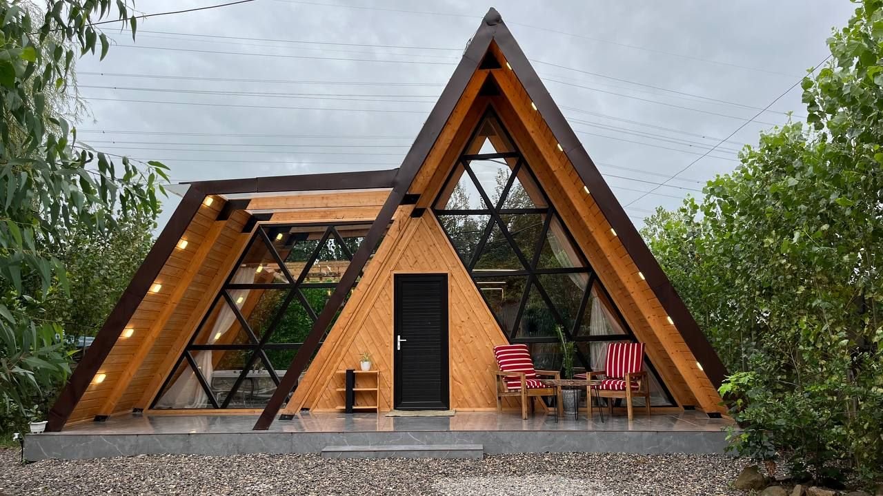 کلبه یک خوابه سوئیسی جکوزی دار تیکا