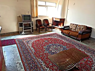 آپارتمان اردیبهشت نزدیک زاینده رود