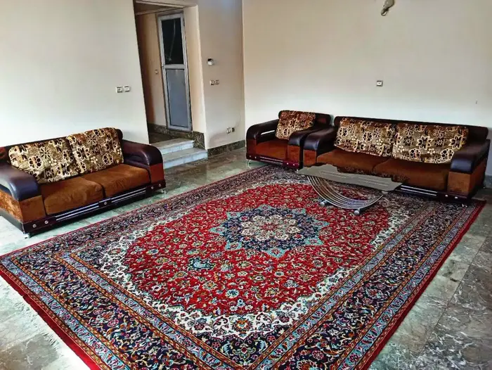 آپارتمان اردیبهشت نزدیک زاینده رود