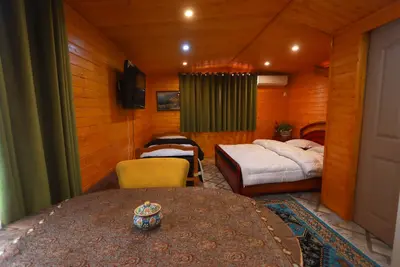 سوئیت فلت استخردار آبگرم نوشین