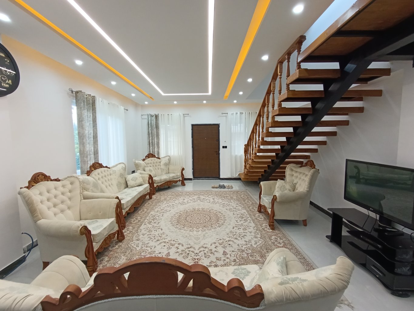 ویلا دوخوابه جنگلی دوبلکس استخردار آبگرم آرام