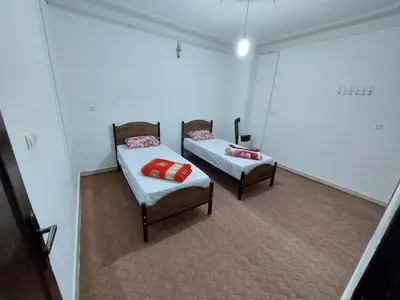 آپارتمان دوخوابه شهرک کشاورز