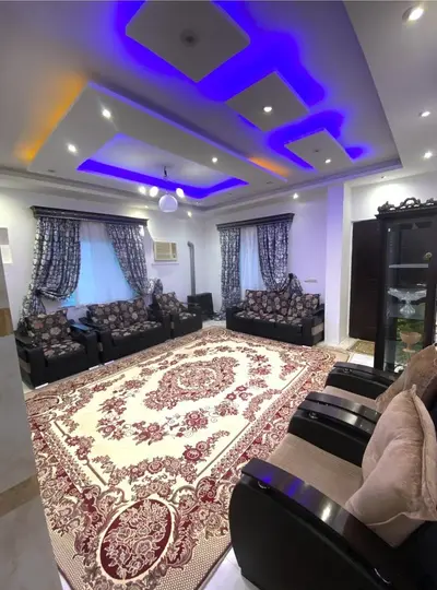 سوئیت دوخوابه بهار دانیال