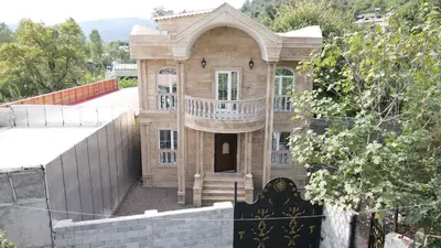 ویلا سه خوابه بام سبز