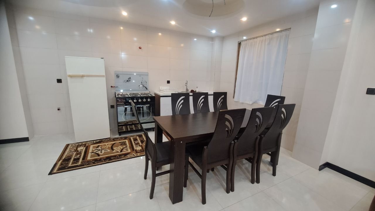 ویلا سه خوابه بام سبز