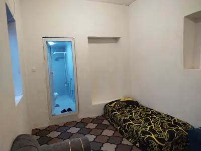 بومگردی موم گپو - واحد درب روز