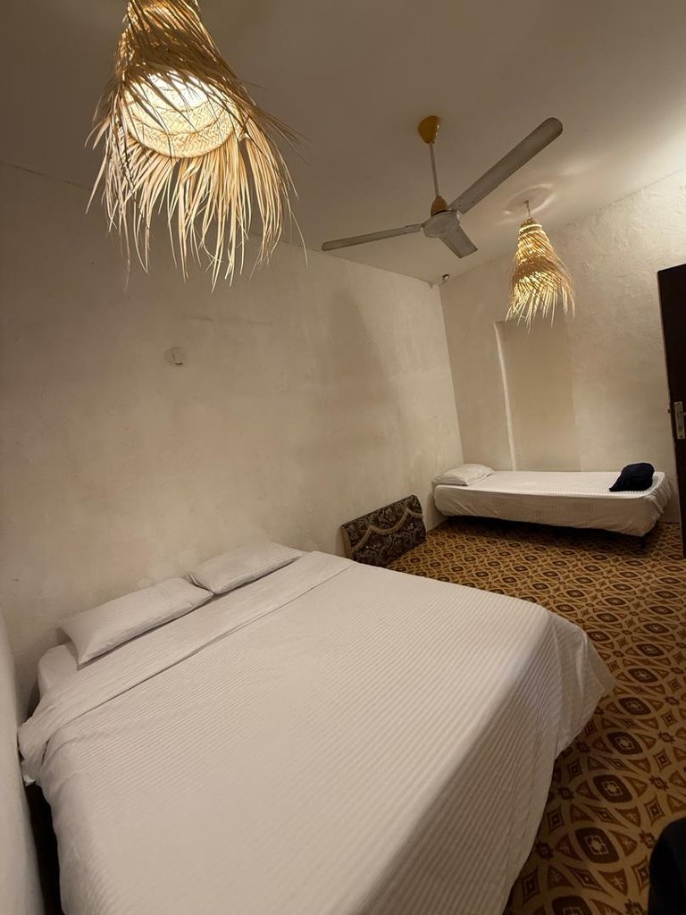 بوم گردی موم گپو - واحد یک خوابه خنیزی