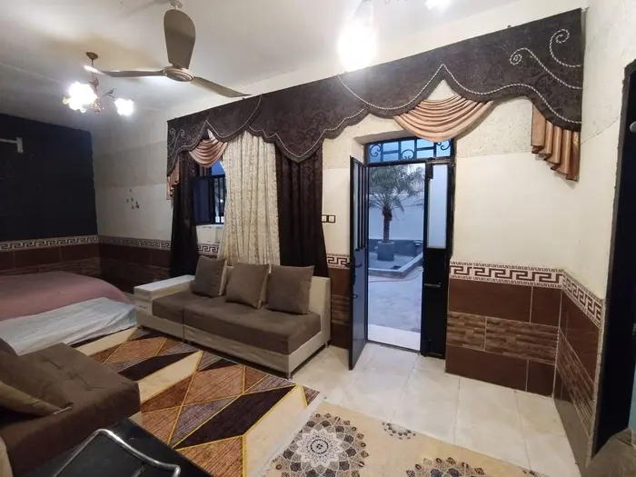 بوم گردی موم گپو - واحد دوخوابه گلپاوو - نمای مبلمان واحد