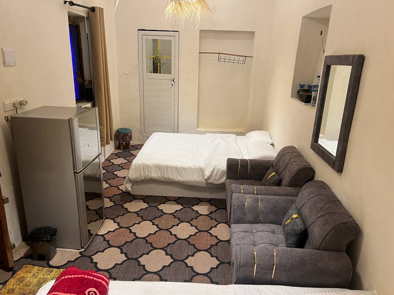 بوم گردی موم گپو - واحد کالینگ