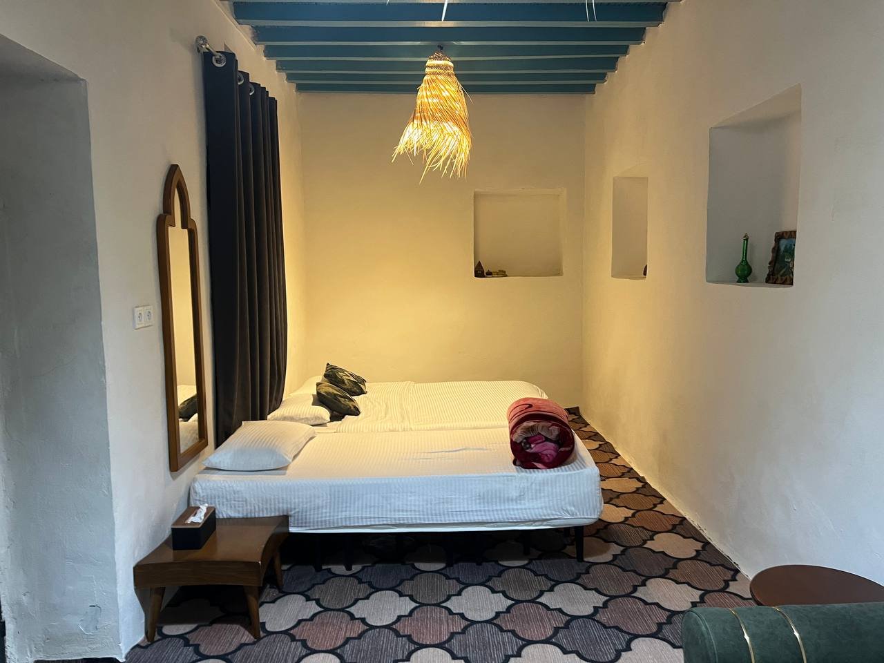 بومگردی موم گپو - واحد شخمالی