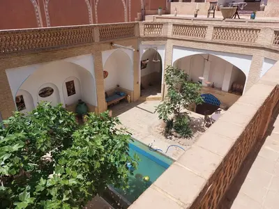 اقامتگاه سنتی صادقی - واحد سوریجان