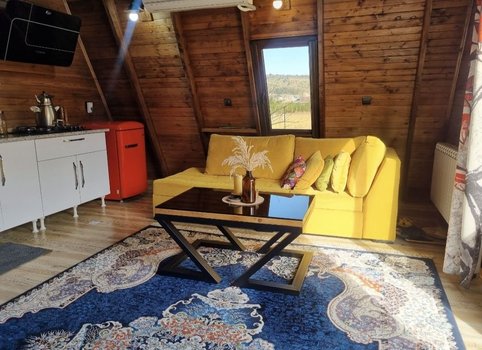 کلبه یک خوابه سوئیسی ماه جَبین