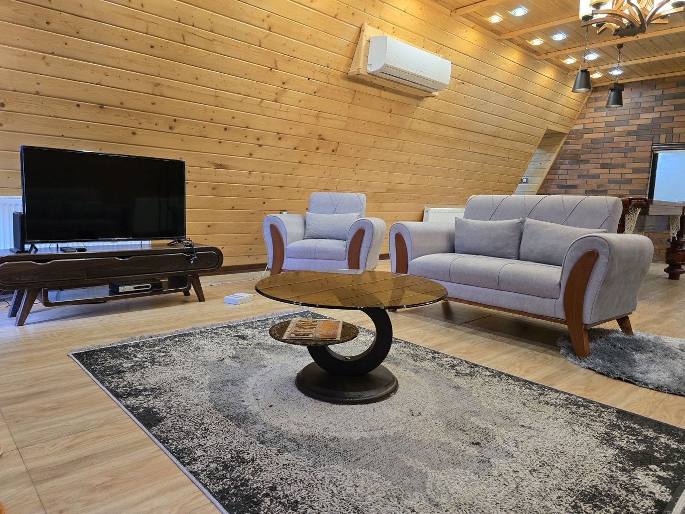 کلبه سوئیسی ترنج