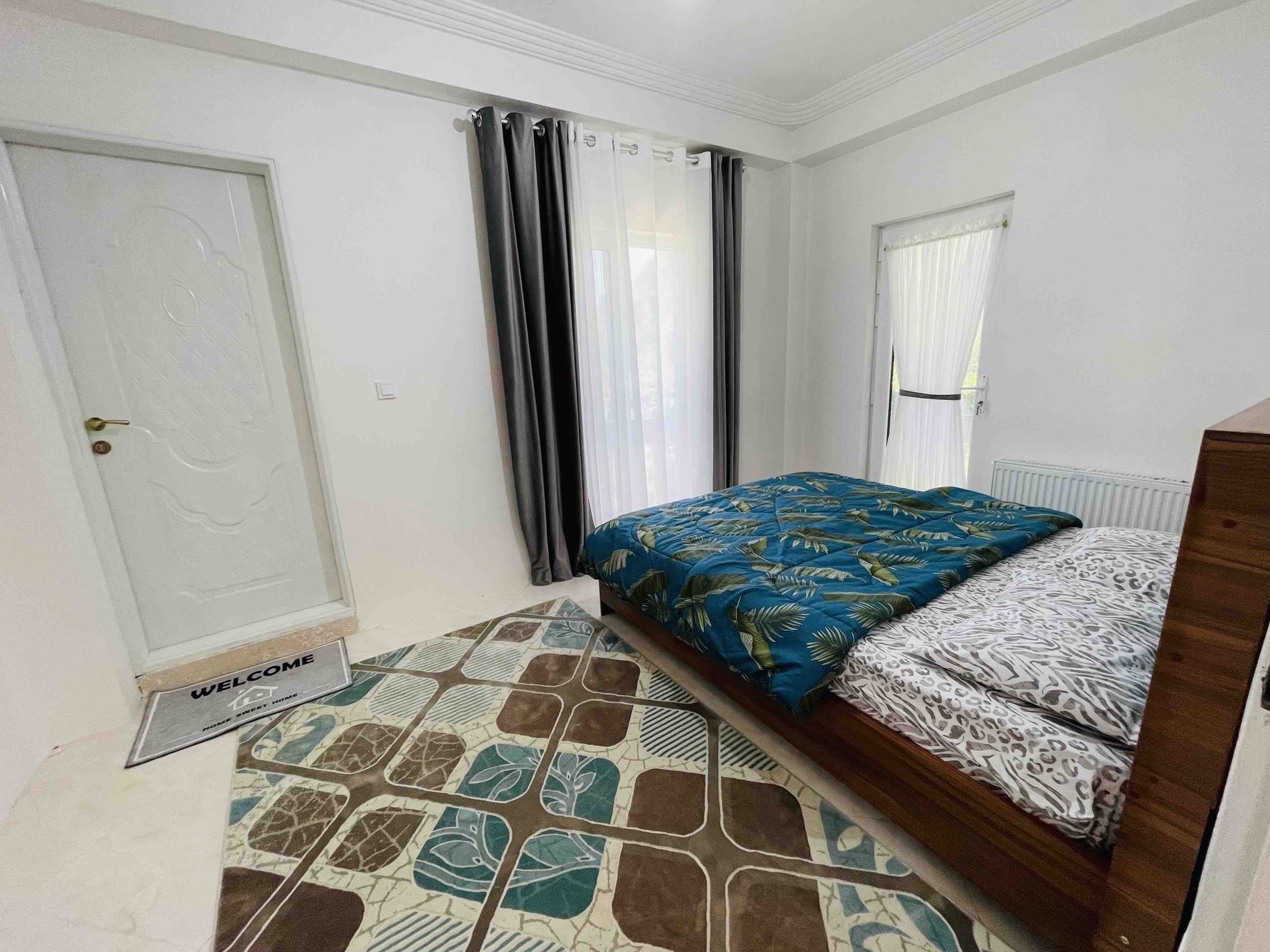 چهارخوابه جنگلی نگین