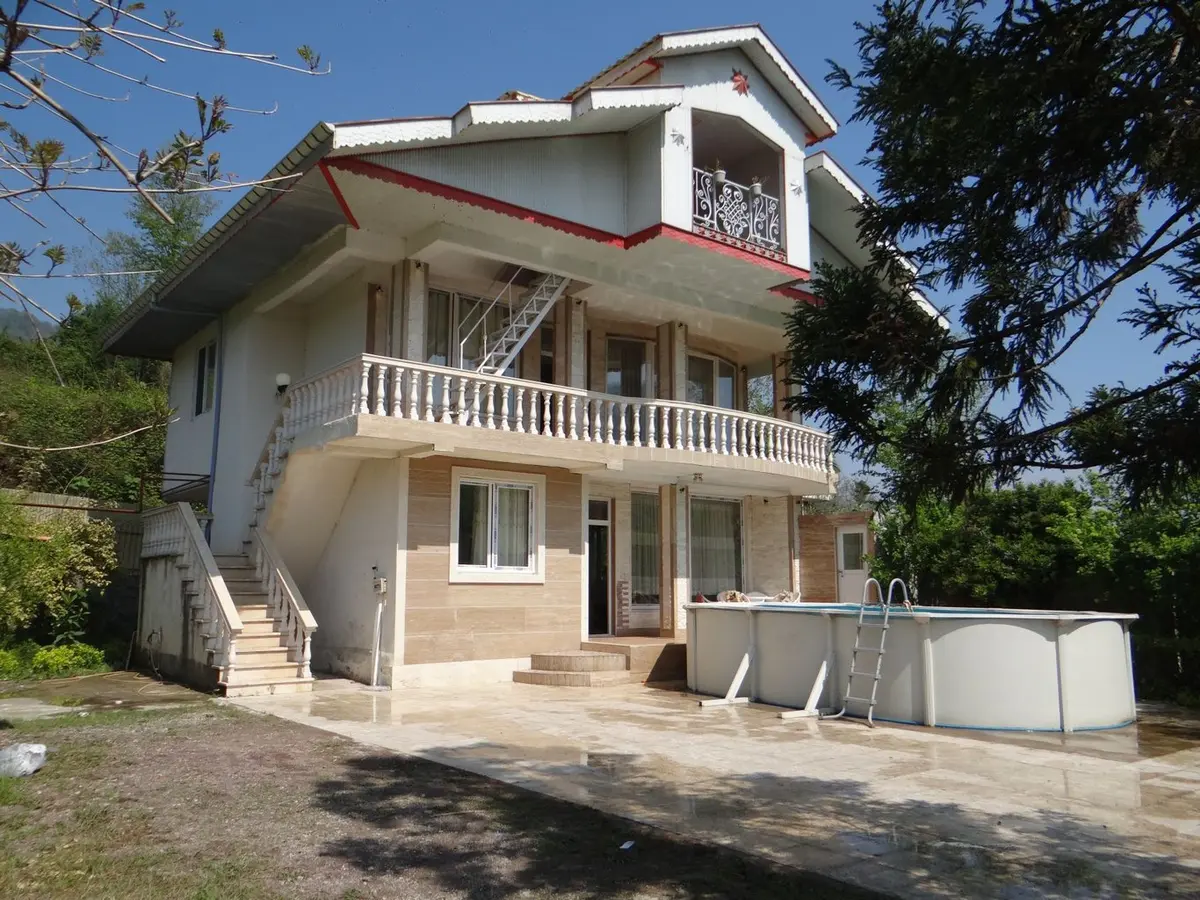 ویلا چهارخوابه سیدآباد - نمای ویلا