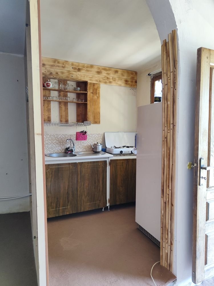 یک خوابه دم زنون اساس