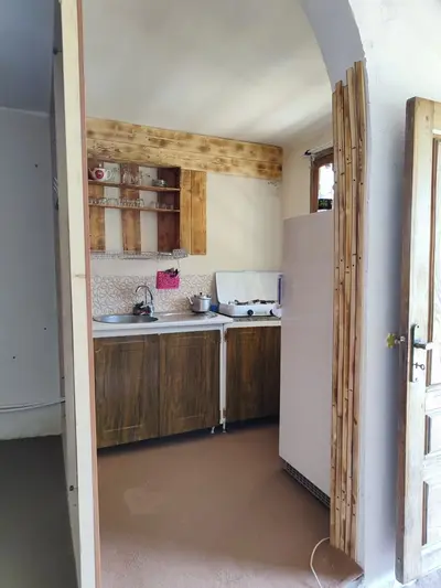 اقامتگاه سنتی یک خوابه دم زنون اساس