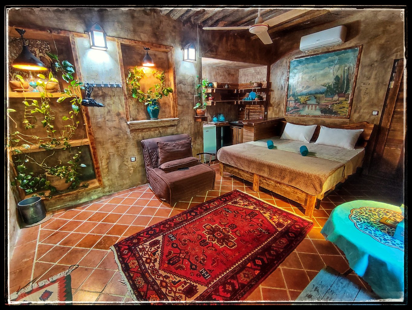 اقامتگاه سنتی خانه تاریخی راشدی - اتاق دبل وی آی پی طبقه اول