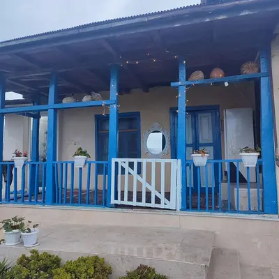 کلبه یک خوابه سنتی خانه آبی